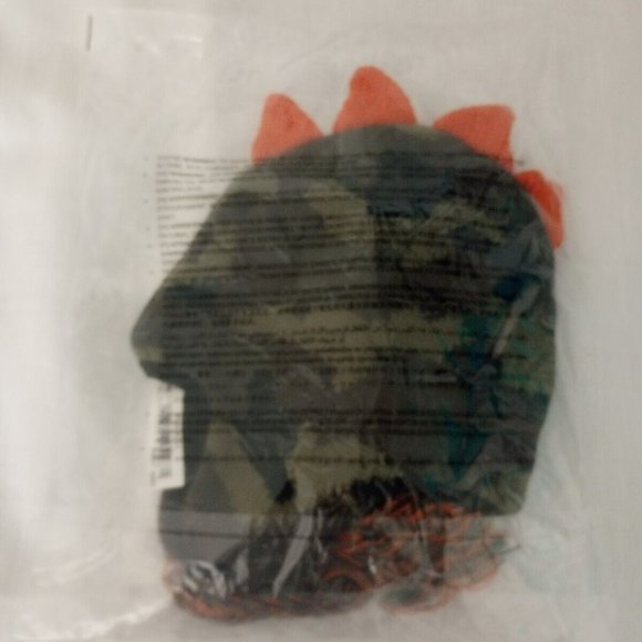Spotted Zebra Boy's Camouflage Dino Hat Cap & Mitten Fleece Lined (4-7 Years) - Picture 4 of 6